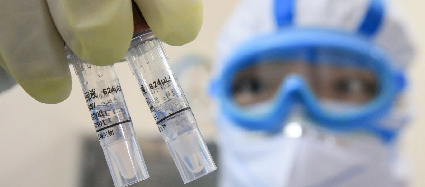 Σε 18 μήνες το πρώτο εμβόλιο για κορωναϊό - Μέχρι τότε «ποιος ζει και ποιος πεθαίνει»... Κυριολεκτικά!